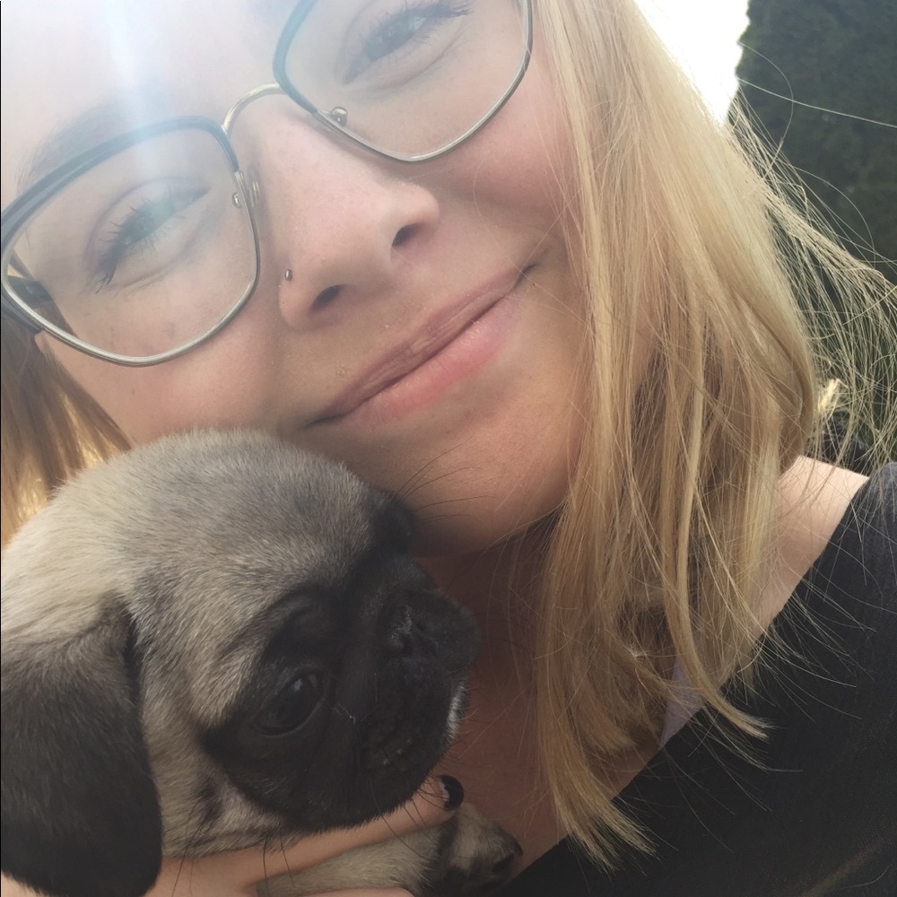 Meet your Posher, Christina